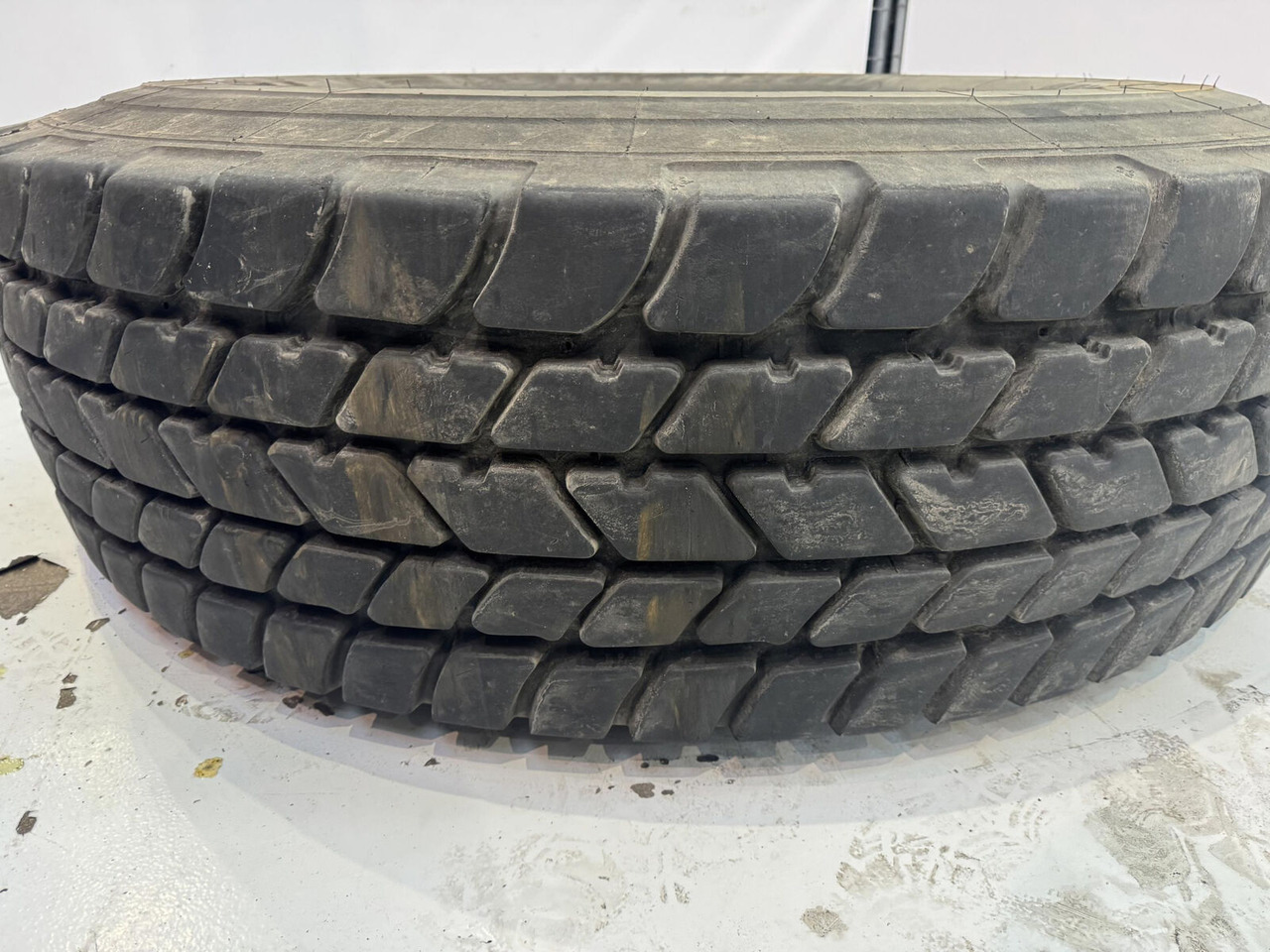 Michelin Wheel 445/95R25 10 12 1p - Πλήρης τροχός για Γερανός: φωτογραφία 3 Michelin Wheel 445/95R25 10 12 1p - Πλήρης τροχός για Γερανός: φωτογραφία 3