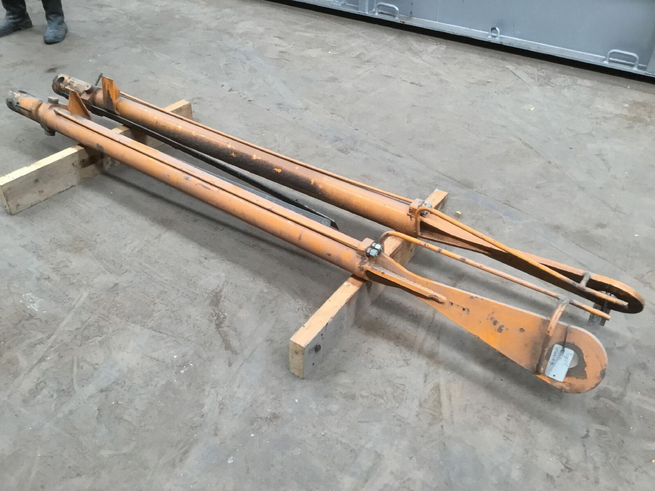 Spierings SK 488 AT4 boom cylinder set - Υδραυλικός κύλινδρος για Πυργογερανός: φωτογραφία 4 Spierings SK 488 AT4 boom cylinder set - Υδραυλικός κύλινδρος για Πυργογερανός: φωτογραφία 4
