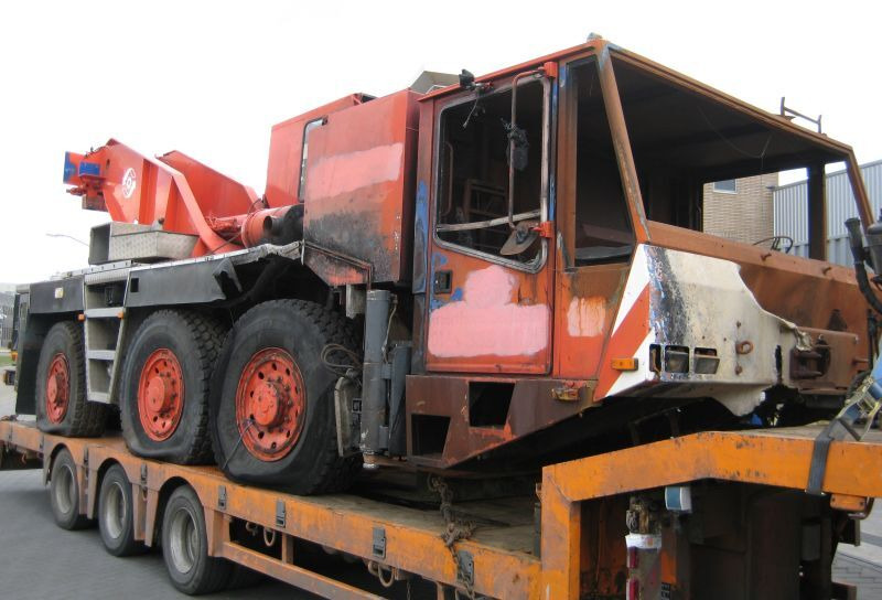 Terex AC 155 for parts - Τηλεσκοπικός γερανός: φωτογραφία 1 Terex AC 155 for parts - Τηλεσκοπικός γερανός: φωτογραφία 1