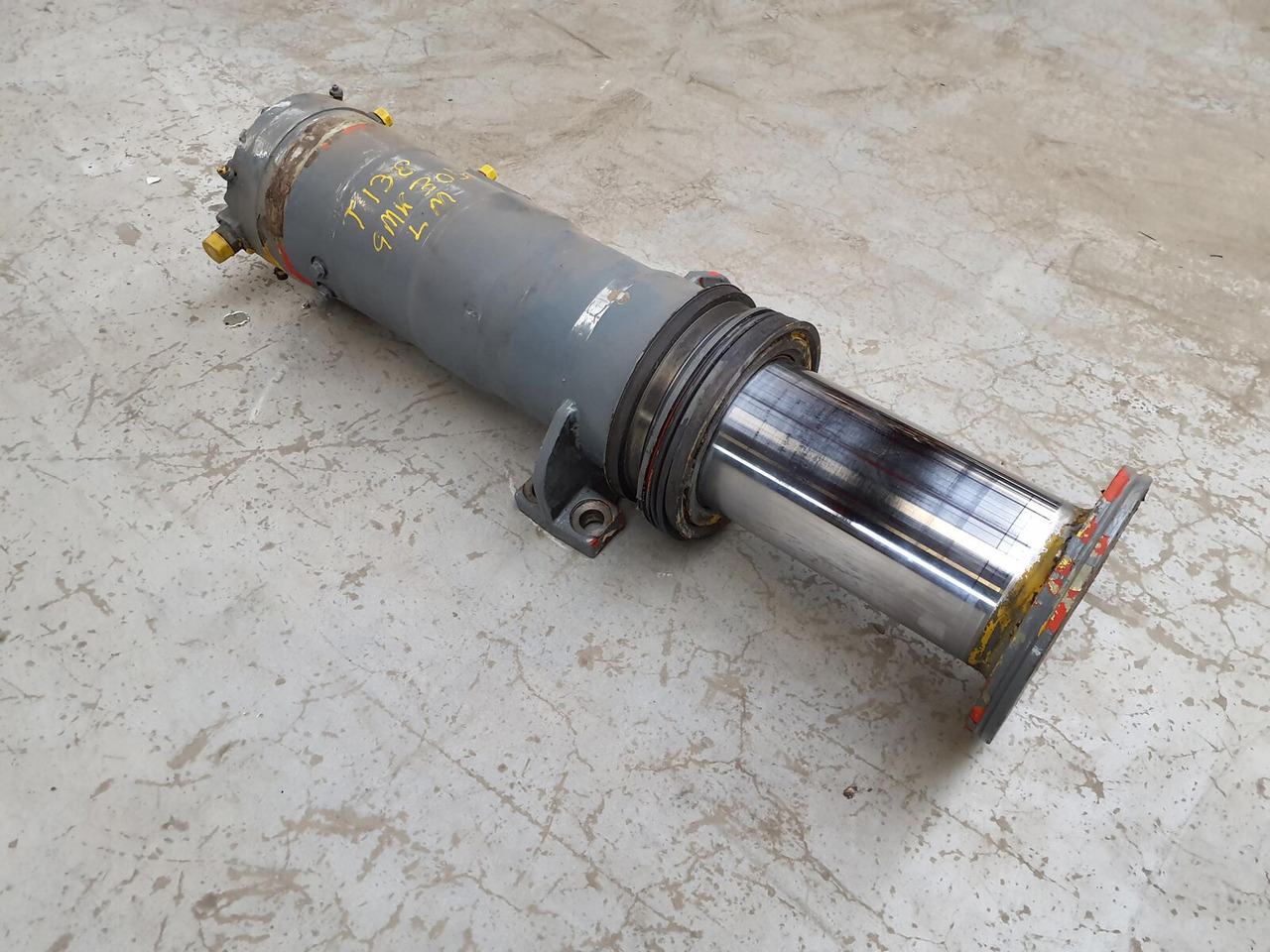 Suspension cylinder - Υδραυλικός κύλινδρος για Γερανός: φωτογραφία 3 Suspension cylinder - Υδραυλικός κύλινδρος για Γερανός: φωτογραφία 3