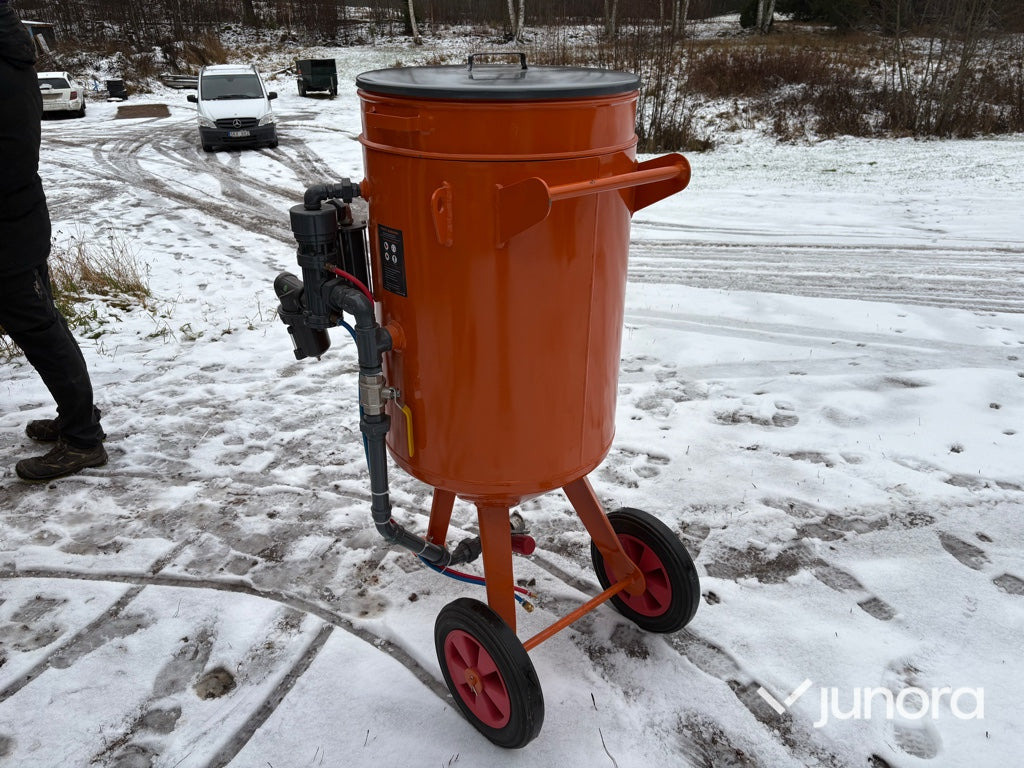 Blästerklocka - med tryckluftsbehållare - Αεροσυμπιεστής: φωτογραφία 5 Blästerklocka - med tryckluftsbehållare - Αεροσυμπιεστής: φωτογραφία 5