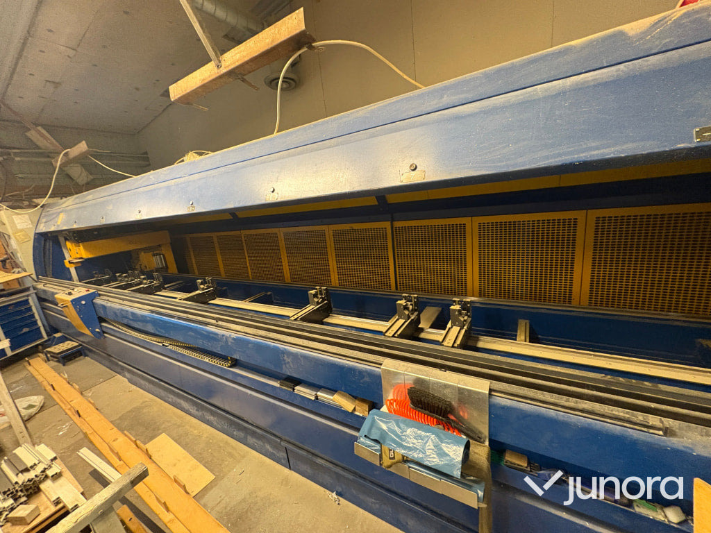 CNC Emmegi maskin - Κέντρο κατεργασίας: φωτογραφία 1 CNC Emmegi maskin - Κέντρο κατεργασίας: φωτογραφία 1