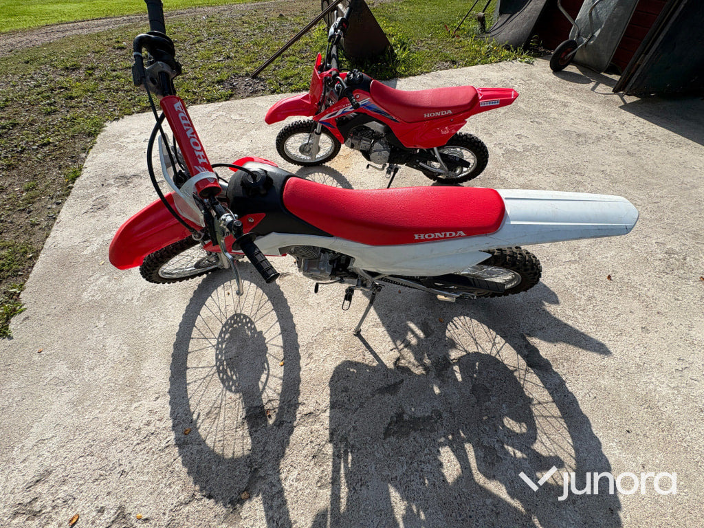 Dirtbike - Honda, CRF, 150cc - Μοτοσικλέτα: φωτογραφία 4 Dirtbike - Honda, CRF, 150cc - Μοτοσικλέτα: φωτογραφία 4