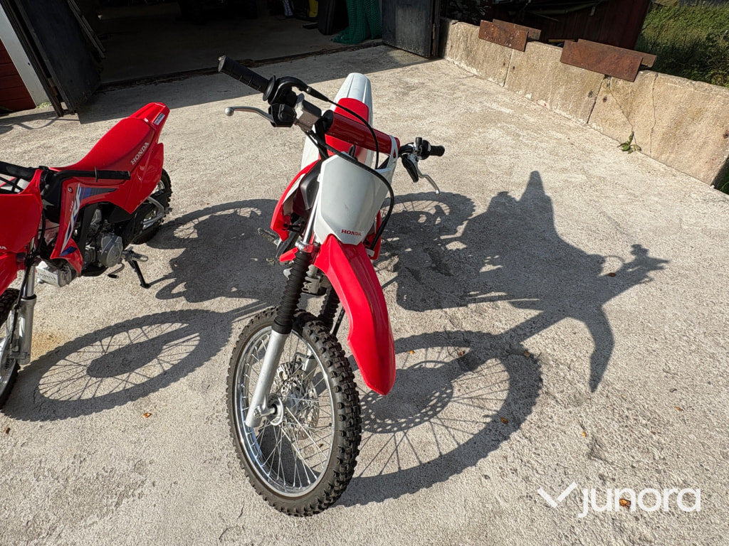 Dirtbike - Honda, CRF, 150cc - Μοτοσικλέτα: φωτογραφία 3 Dirtbike - Honda, CRF, 150cc - Μοτοσικλέτα: φωτογραφία 3