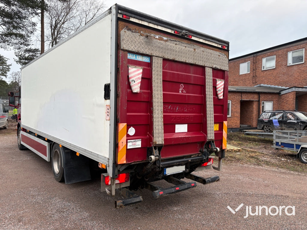 Lastbil - Scania, P270DB4X2HNB - Φορτηγό κόφα: φωτογραφία 4 Lastbil - Scania, P270DB4X2HNB - Φορτηγό κόφα: φωτογραφία 4