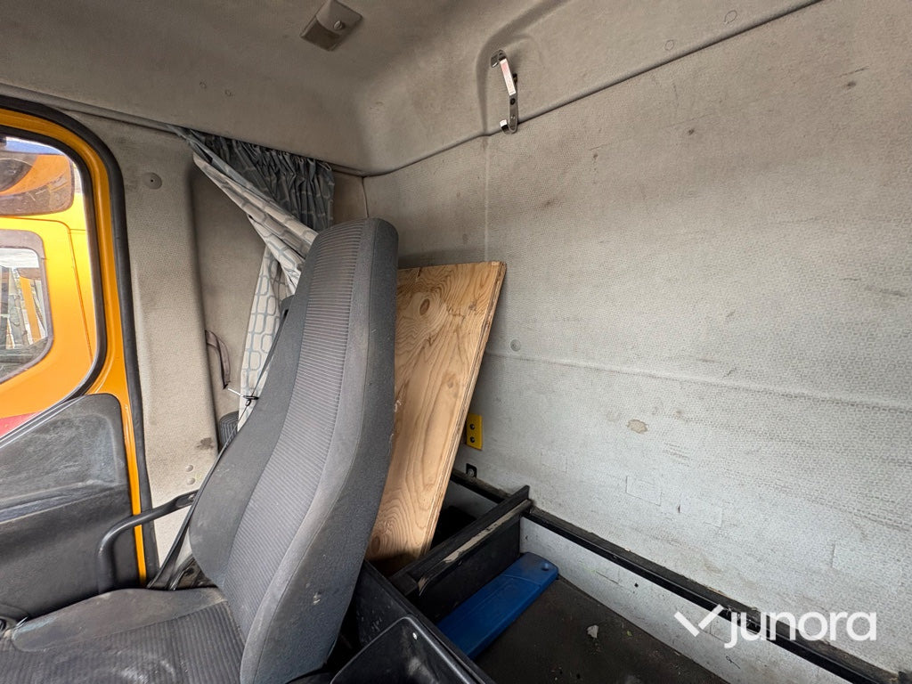 Φορτηγό μουσαμάς Lastbil Volvo FL-280 4*2: φωτογραφία 17