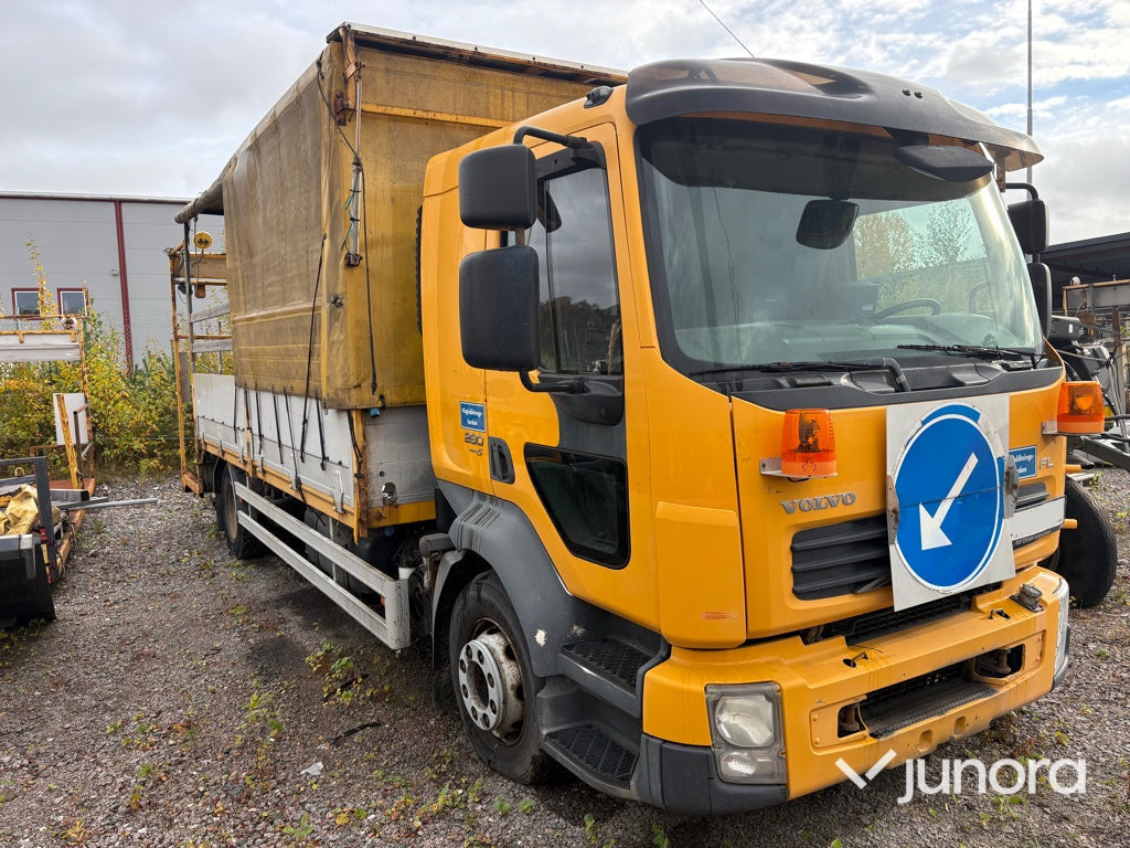 Lastbil Volvo FLL 240-280 HP 42R - Φορτηγό μουσαμάς, Κοινοτικο όχημα/ Ειδικό όχημα: φωτογραφία 3 Lastbil Volvo FLL 240-280 HP 42R - Φορτηγό μουσαμάς, Κοινοτικο όχημα/ Ειδικό όχημα: φωτογραφία 3