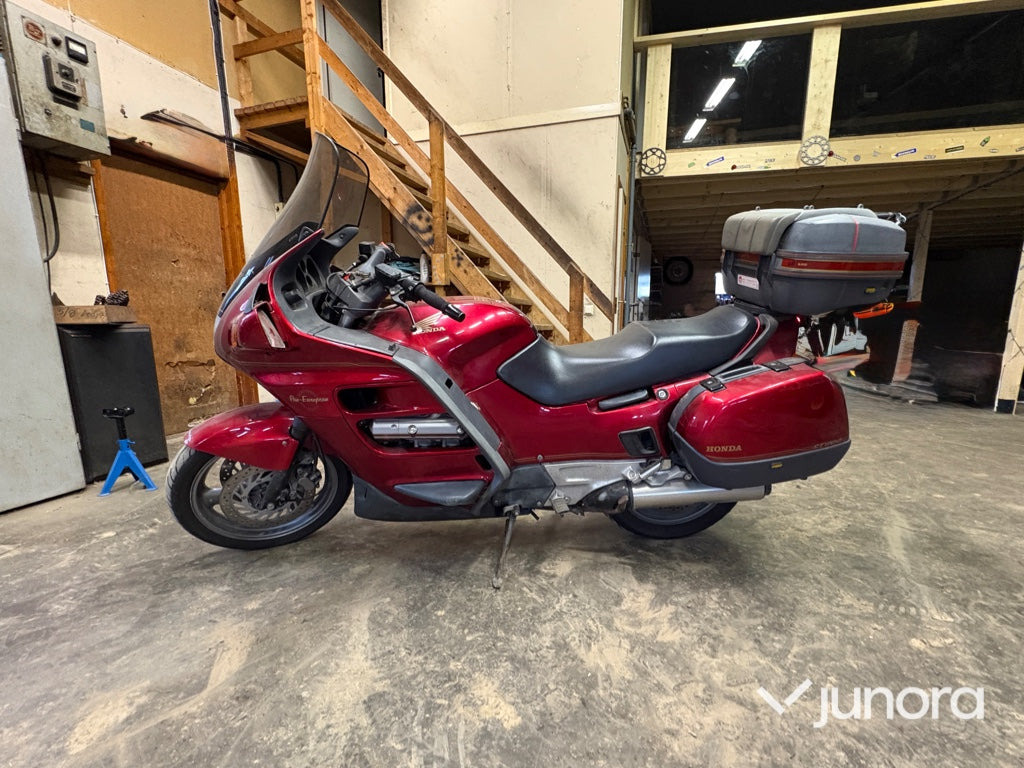 Motorcykel - Honda, ST1100 PAN EUROPEA - Μοτοσικλέτα: φωτογραφία 2 Motorcykel - Honda, ST1100 PAN EUROPEA - Μοτοσικλέτα: φωτογραφία 2