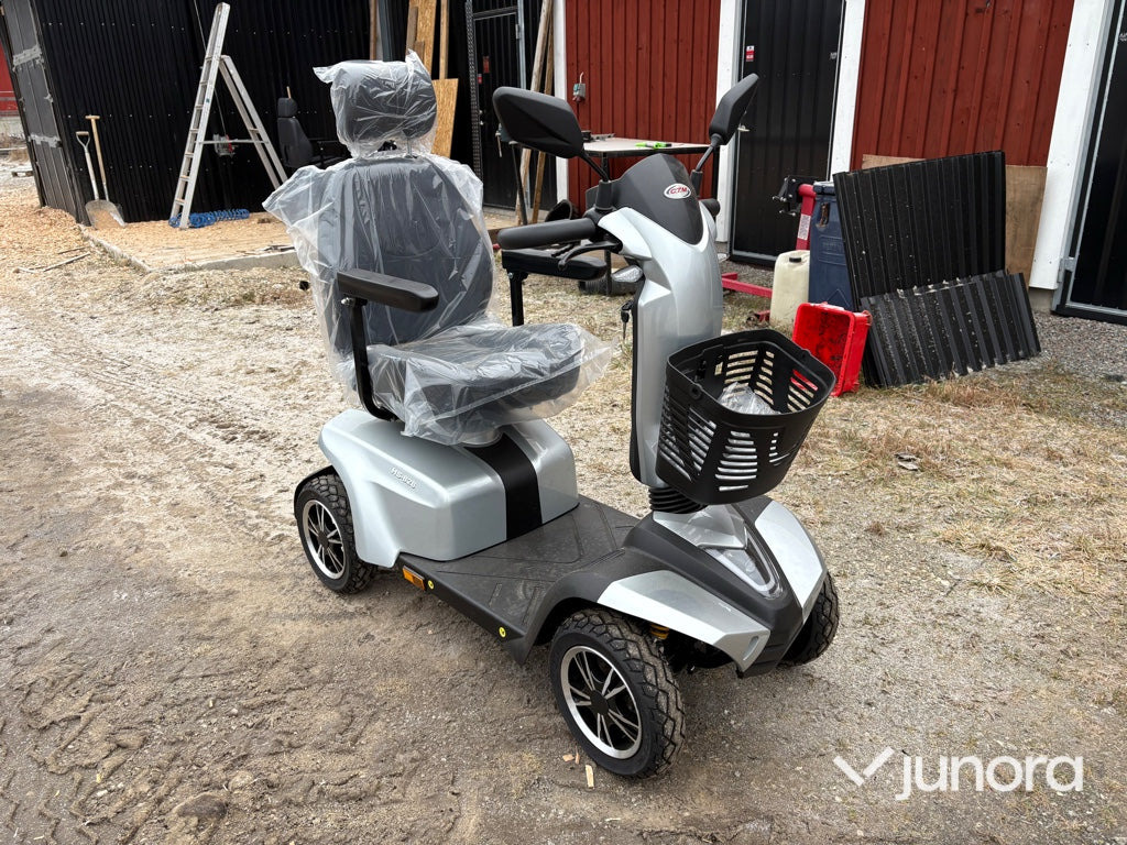 Promenadskoter - C.T.M HS-828 - Μοτοσικλέτα: φωτογραφία 3 Promenadskoter - C.T.M HS-828 - Μοτοσικλέτα: φωτογραφία 3