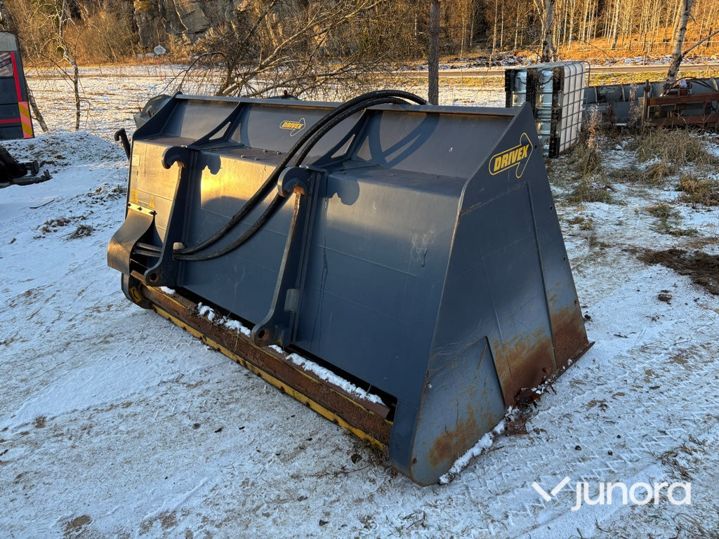 Sandspridare - DRIVEX SS30-BM - Αλατιέρα: φωτογραφία 4 Sandspridare - DRIVEX SS30-BM - Αλατιέρα: φωτογραφία 4