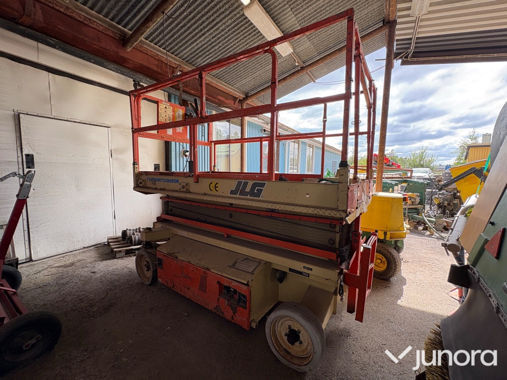 Saxlift - JLG Industries, 2658E - Ψαλιδωτό ανυψωτικό: φωτογραφία 2 Saxlift - JLG Industries, 2658E - Ψαλιδωτό ανυψωτικό: φωτογραφία 2