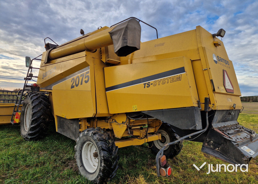 Skördetröska - Sampo Rosenlew, 2075 - Θεριζοαλωνιστική μηχανή: φωτογραφία 3 Skördetröska - Sampo Rosenlew, 2075 - Θεριζοαλωνιστική μηχανή: φωτογραφία 3