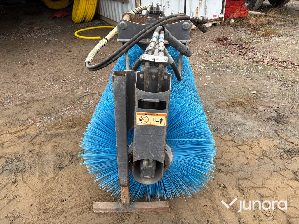 Sopvals - Holms Compact, 1,5 m - Σκούπα: φωτογραφία 4 Sopvals - Holms Compact, 1,5 m - Σκούπα: φωτογραφία 4