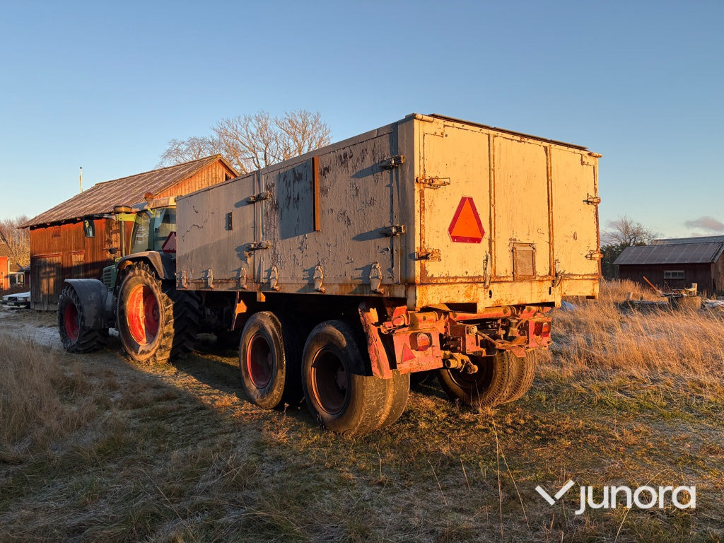 Spannmålskärra - 16 ton - Ανατρεπόμενη ρυμούλκα για τρακτέρ: φωτογραφία 3 Spannmålskärra - 16 ton - Ανατρεπόμενη ρυμούλκα για τρακτέρ: φωτογραφία 3