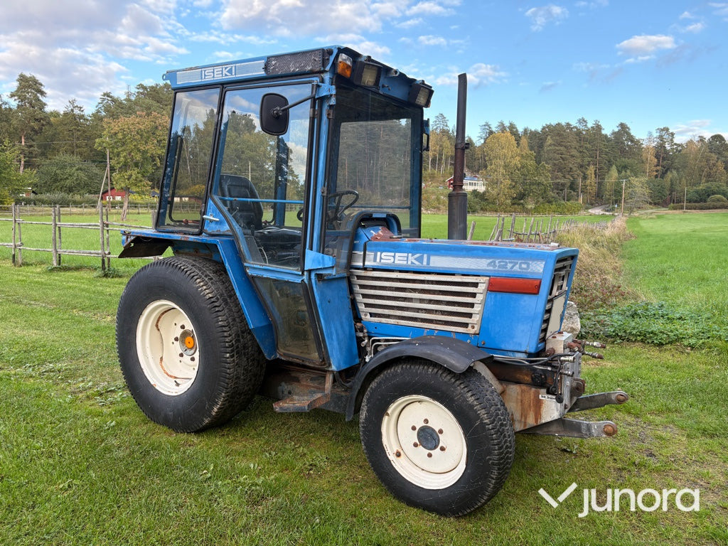 Traktor Iseki TE 4270 - Τρακτέρ: φωτογραφία 4 Traktor Iseki TE 4270 - Τρακτέρ: φωτογραφία 4