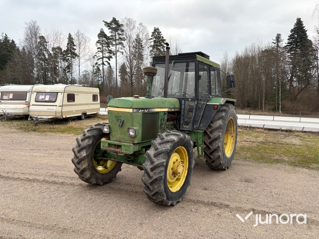 Τρακτέρ Traktor - John Deere 3140 MFWD: φωτογραφία 14