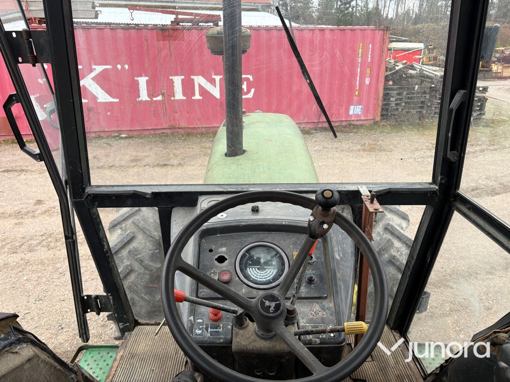 Τρακτέρ Traktor - John Deere 3140 MFWD: φωτογραφία 19