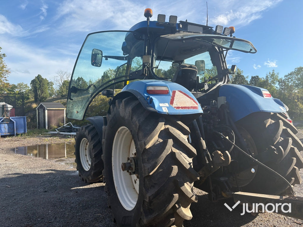 Traktor - New Holland T7040 - Τρακτέρ: φωτογραφία 5 Traktor - New Holland T7040 - Τρακτέρ: φωτογραφία 5