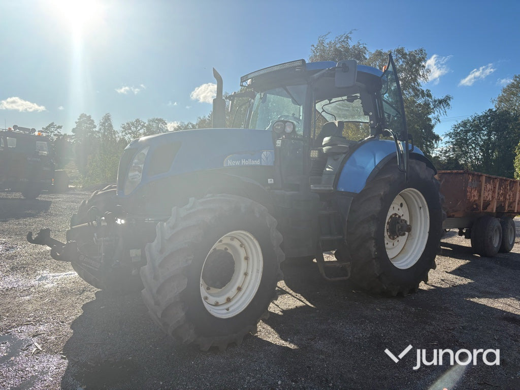 Traktor - New Holland T7040 - Τρακτέρ: φωτογραφία 3 Traktor - New Holland T7040 - Τρακτέρ: φωτογραφία 3