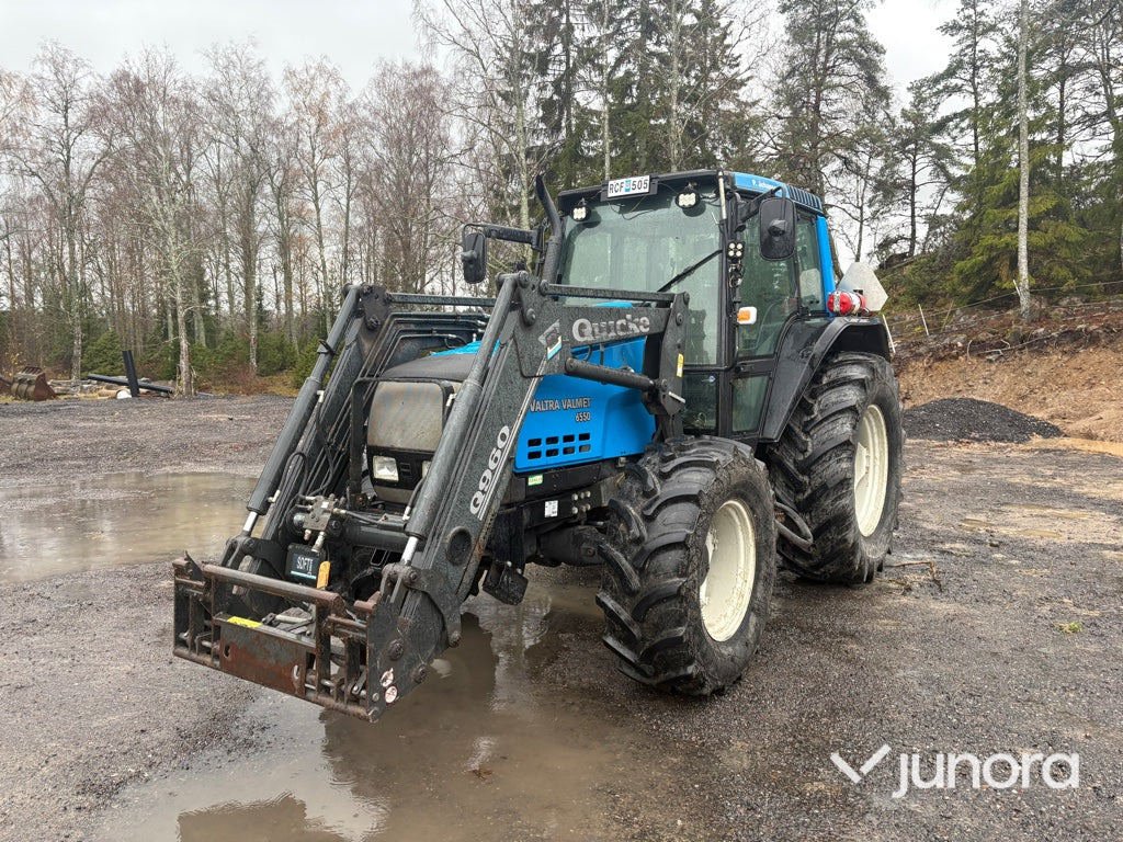 Traktor - Valtra 6550-4 med frontlastare - Τρακτέρ: φωτογραφία 1 Traktor - Valtra 6550-4 med frontlastare - Τρακτέρ: φωτογραφία 1