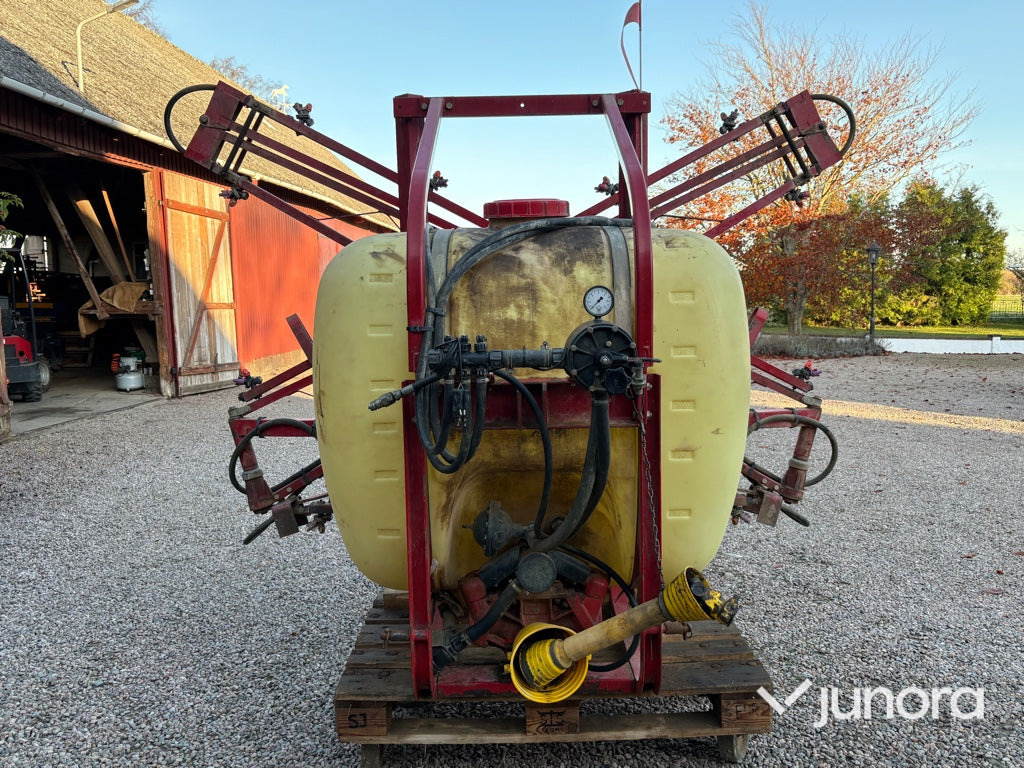 Växtskyddsspruta – Hardi, NK 600 - Αναρτώμενο ψεκαστικό: φωτογραφία 2 Växtskyddsspruta – Hardi, NK 600 - Αναρτώμενο ψεκαστικό: φωτογραφία 2