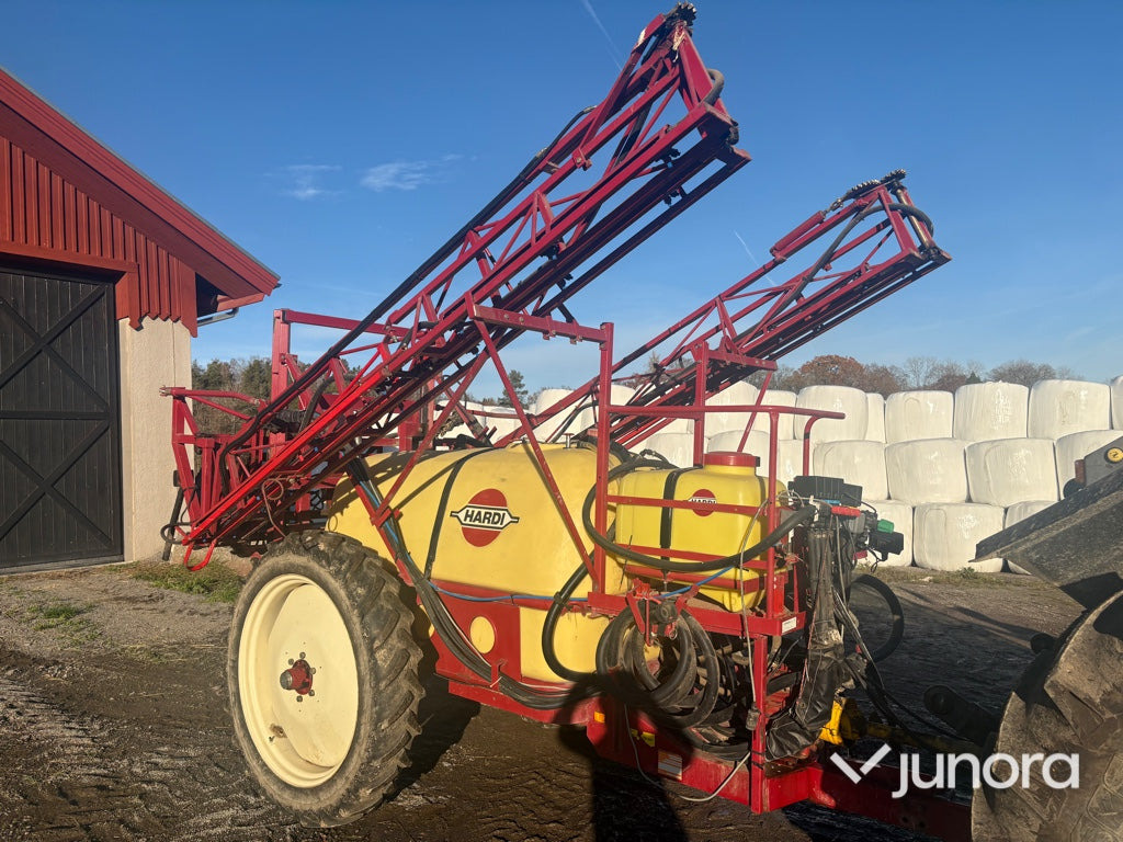 Växtskyddsspruta - Hardi TY1500 - Συρόμενο ψεκαστικό: φωτογραφία 2 Växtskyddsspruta - Hardi TY1500 - Συρόμενο ψεκαστικό: φωτογραφία 2