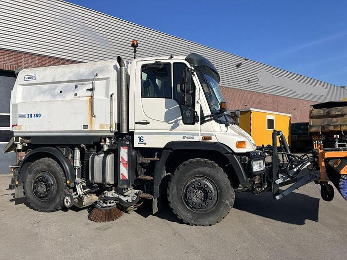 Mercedes-Benz Unimog U400 U400 4 x 2 / Schmidt SK350 sweeper - Σάρωθρο δρόμων: φωτογραφία 1 Mercedes-Benz Unimog U400 U400 4 x 2 / Schmidt SK350 sweeper - Σάρωθρο δρόμων: φωτογραφία 1