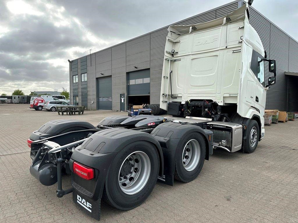 DAF XF 530 6x2 - Τράκτορας: φωτογραφία 3 DAF XF 530 6x2 - Τράκτορας: φωτογραφία 3