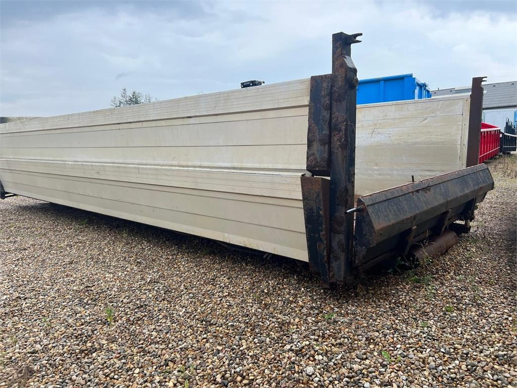 HMF 6650 mm - 2 delt - aut bagsmæk - Κλειστά aμάξωμα: φωτογραφία 2 HMF 6650 mm - 2 delt - aut bagsmæk - Κλειστά aμάξωμα: φωτογραφία 2