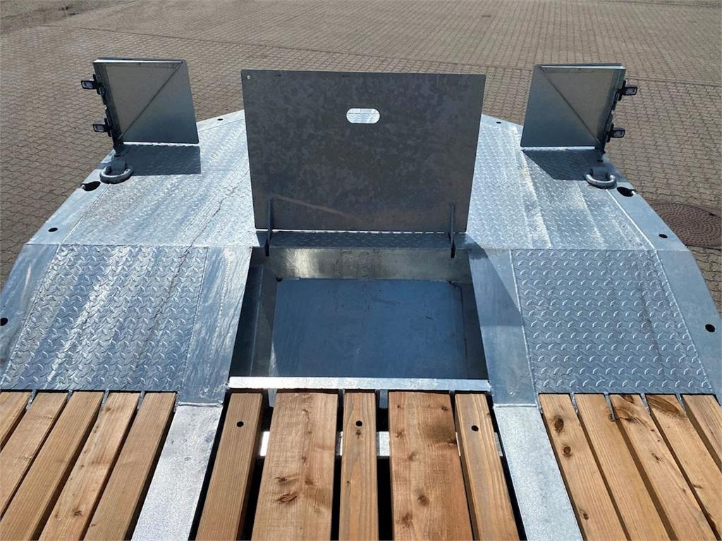 Hangler DTS 300 3 akslet med ramper - Ρυμούλκα με χαμηλό δάπεδο: φωτογραφία 3 Hangler DTS 300 3 akslet med ramper - Ρυμούλκα με χαμηλό δάπεδο: φωτογραφία 3