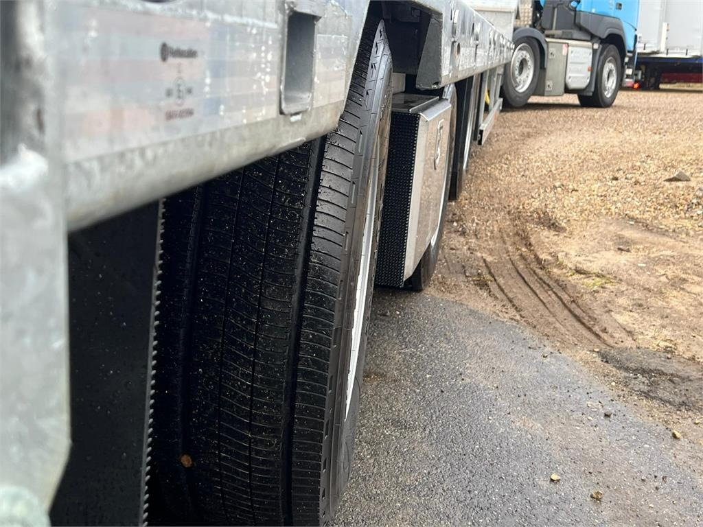 Επικαθήμενο με χαμηλό δάπεδο Hangler SDS-H 510-T 3-aks maskintrailer - dobbelt ramper: φωτογραφία 14 Επικαθήμενο με χαμηλό δάπεδο Hangler SDS-H 510-T 3-aks maskintrailer - dobbelt ramper: φωτογραφία 14