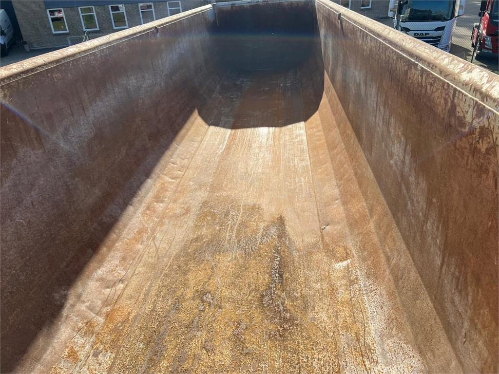Langendorf 35,4m3 Hardox SKS-HS 30-9,9 mtr - Επικαθήμενο ανατρεπόμενο: φωτογραφία 4 Langendorf 35,4m3 Hardox SKS-HS 30-9,9 mtr - Επικαθήμενο ανατρεπόμενο: φωτογραφία 4