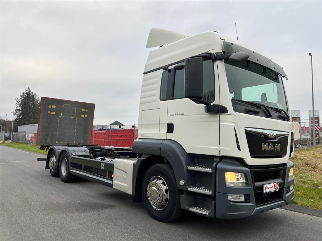 MAN TGS 26-500 6x2-4 LL - Φορτηγό μεταφοράς εμπορευματοκιβωτίων/ Κινητό αμάξωμα: φωτογραφία 2 MAN TGS 26-500 6x2-4 LL - Φορτηγό μεταφοράς εμπορευματοκιβωτίων/ Κινητό αμάξωμα: φωτογραφία 2