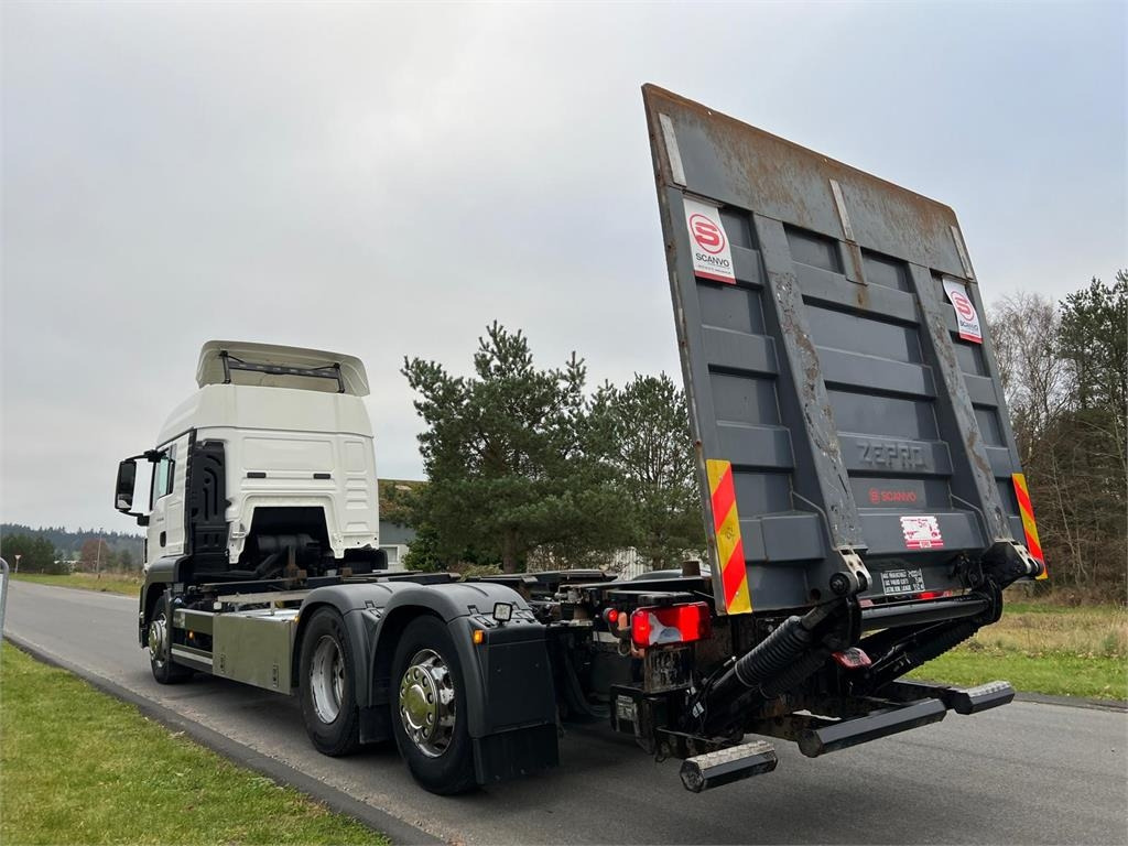 Φορτηγό μεταφοράς εμπορευματοκιβωτίων/ Κινητό αμάξωμα MAN TGS 26-500 6x2-4 LL: φωτογραφία 6 Φορτηγό μεταφοράς εμπορευματοκιβωτίων/ Κινητό αμάξωμα MAN TGS 26-500 6x2-4 LL: φωτογραφία 6