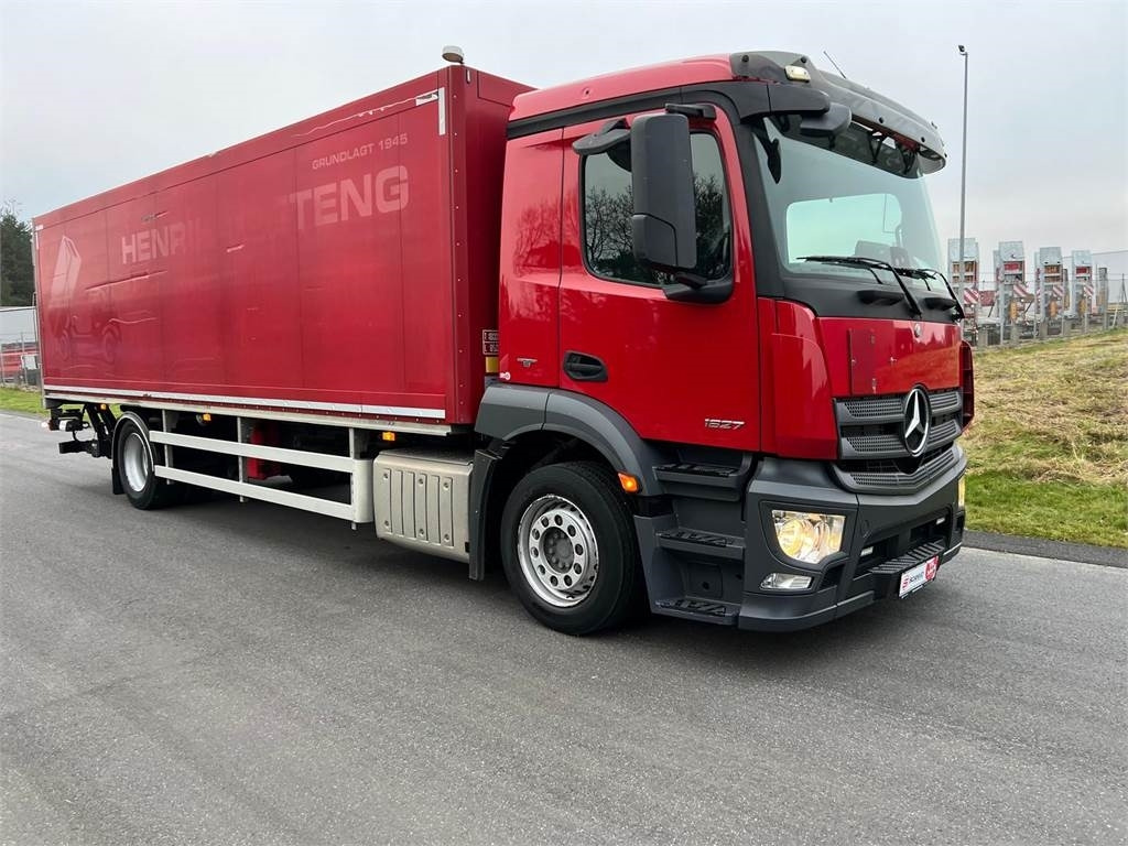 Mercedes-Benz Antos 1827 LnR - Φορτηγό κόφα: φωτογραφία 3 Mercedes-Benz Antos 1827 LnR - Φορτηγό κόφα: φωτογραφία 3
