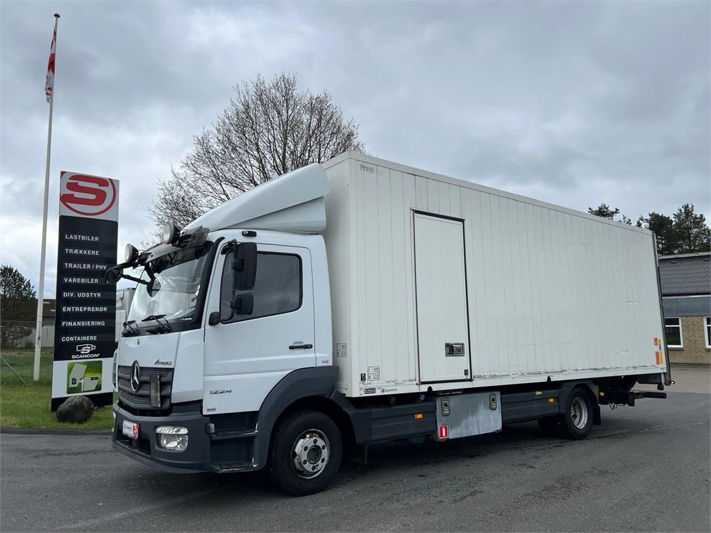 Mercedes-Benz Atego 1224 LnR - Φορτηγό κόφα: φωτογραφία 1 Mercedes-Benz Atego 1224 LnR - Φορτηγό κόφα: φωτογραφία 1