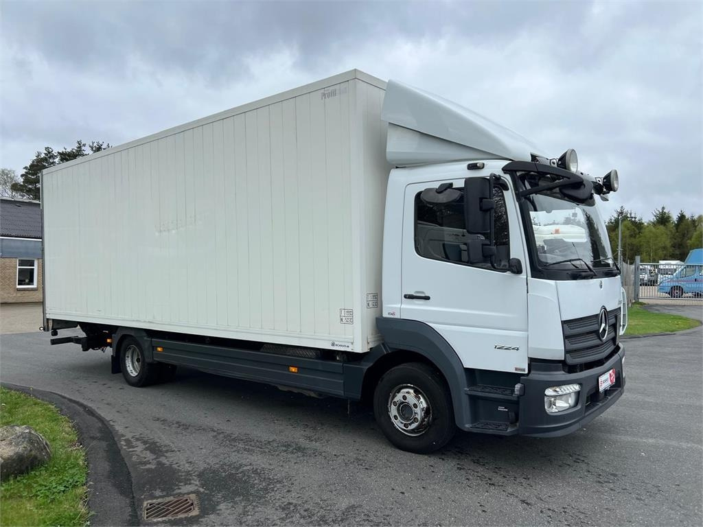 Mercedes-Benz Atego 1224 LnR - Φορτηγό κόφα: φωτογραφία 2 Mercedes-Benz Atego 1224 LnR - Φορτηγό κόφα: φωτογραφία 2