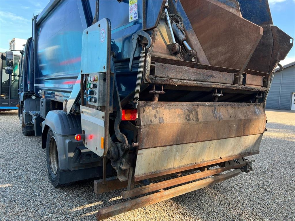 Mercedes-Benz Atego 1224 - Απορριμματοφόρο: φωτογραφία 4 Mercedes-Benz Atego 1224 - Απορριμματοφόρο: φωτογραφία 4