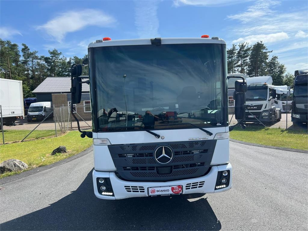 Mercedes-Benz Econic 2630 L - Φορτηγό φόρτωσης γάντζου: φωτογραφία 2 Mercedes-Benz Econic 2630 L - Φορτηγό φόρτωσης γάντζου: φωτογραφία 2