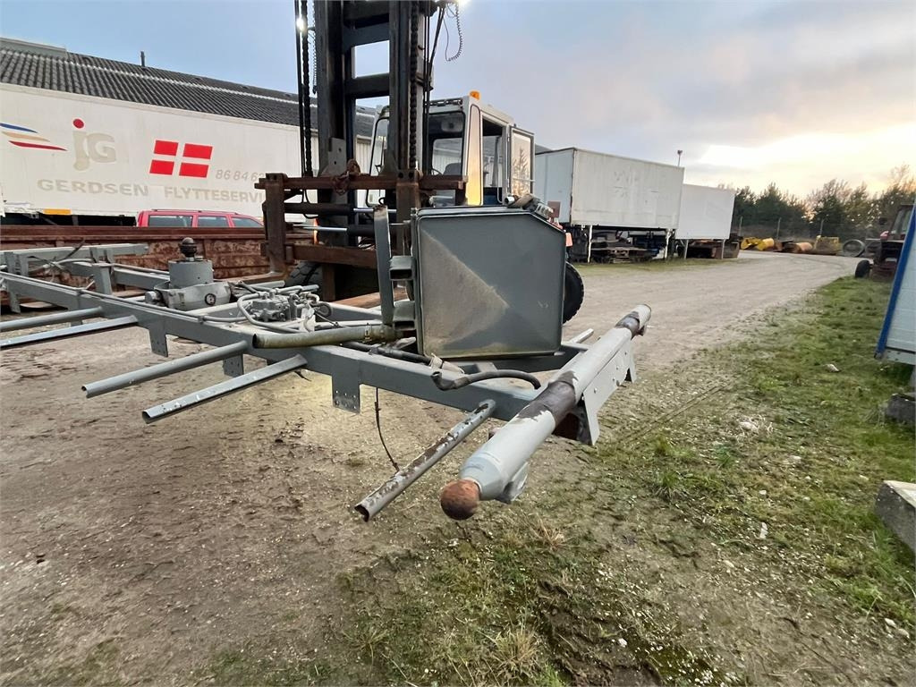 SVF tiplads ramme med cylinder fra Scania 8x2 - Ρυμούλκα ανατρεπόμενο: φωτογραφία 3 SVF tiplads ramme med cylinder fra Scania 8x2 - Ρυμούλκα ανατρεπόμενο: φωτογραφία 3