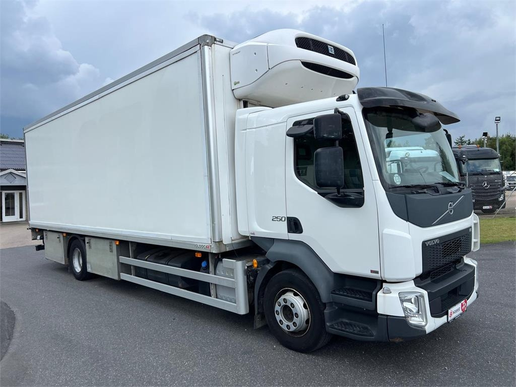 Volvo FL 250 16 ton - Φορτηγό ψυγείο: φωτογραφία 2 Volvo FL 250 16 ton - Φορτηγό ψυγείο: φωτογραφία 2