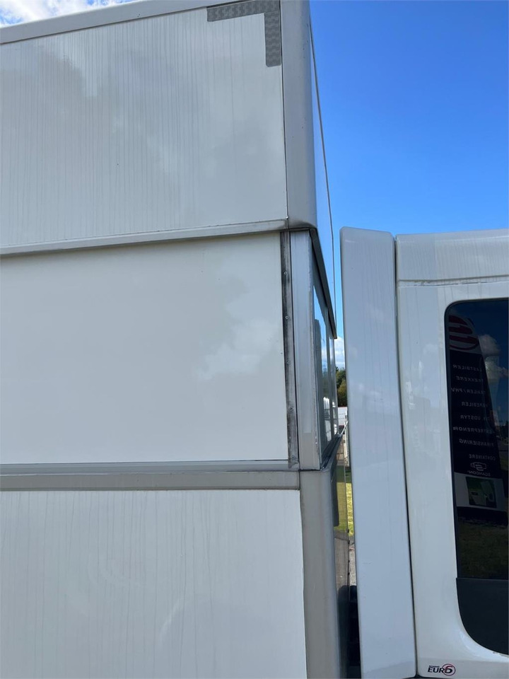 Volvo FL 250 16 ton - Φορτηγό κόφα: φωτογραφία 5 Volvo FL 250 16 ton - Φορτηγό κόφα: φωτογραφία 5