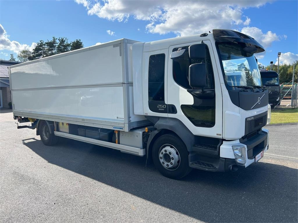 Volvo FL 250 16 ton - Φορτηγό κόφα: φωτογραφία 3 Volvo FL 250 16 ton - Φορτηγό κόφα: φωτογραφία 3