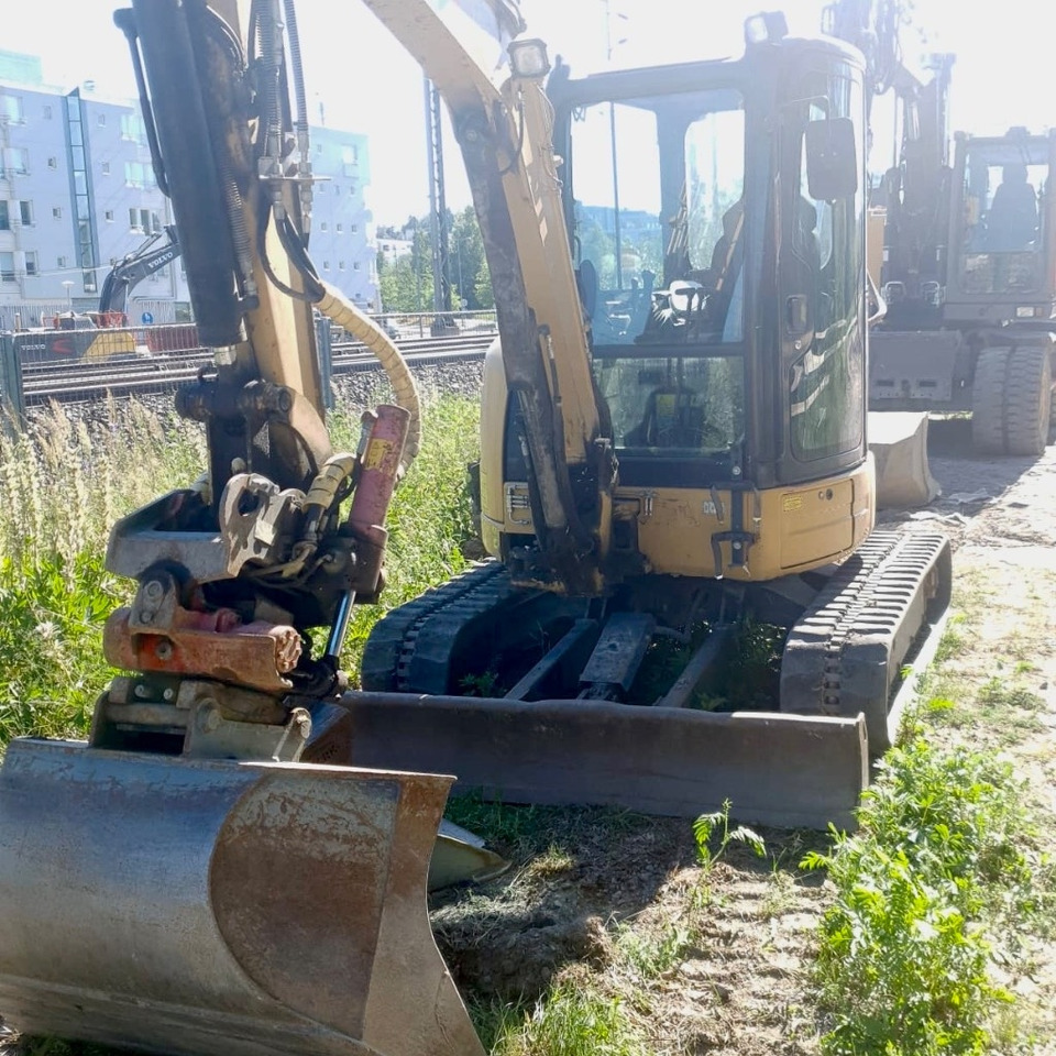 CAT 304 D CR - Μίνι εκσκαφέας: φωτογραφία 1 CAT 304 D CR - Μίνι εκσκαφέας: φωτογραφία 1