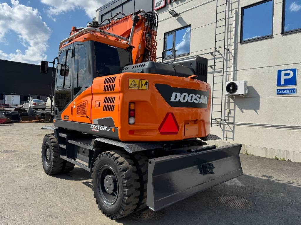 Doosan DX165W-5 PYÖRITTÄJÄLLÄ - Τροχοφόρος εκσκαφέας: φωτογραφία 3 Doosan DX165W-5 PYÖRITTÄJÄLLÄ - Τροχοφόρος εκσκαφέας: φωτογραφία 3