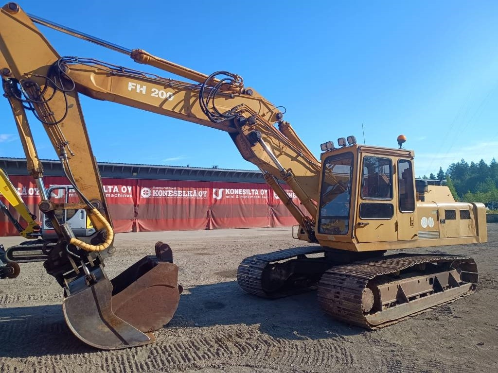 Ερπυστριοφόρος εκσκαφέας Fiat-Hitachi FH200T 2-KAUHAA: φωτογραφία 7