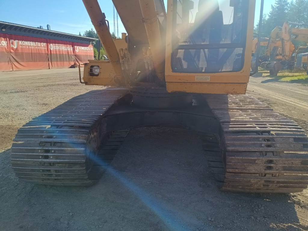 Ερπυστριοφόρος εκσκαφέας Fiat-Hitachi FH200T 2-KAUHAA: φωτογραφία 6