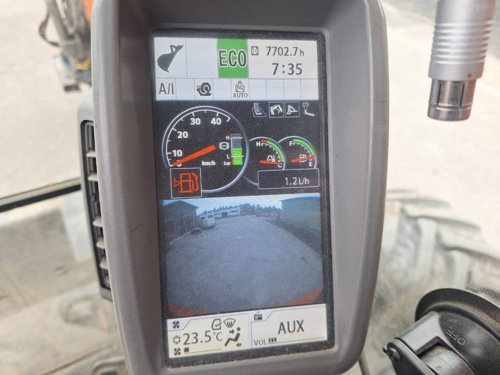 Τροχοφόρος εκσκαφέας Hitachi ZX140W-5 HUIPPUVARUSTEET: φωτογραφία 12