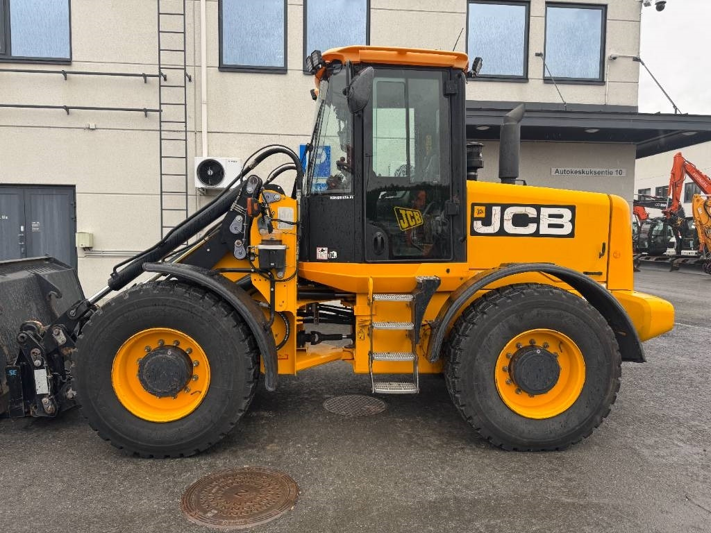 JCB 416 HT HYVÄT VARUSTEET - Ελαστιχοφόρος φορτωτής: φωτογραφία 2 JCB 416 HT HYVÄT VARUSTEET - Ελαστιχοφόρος φορτωτής: φωτογραφία 2