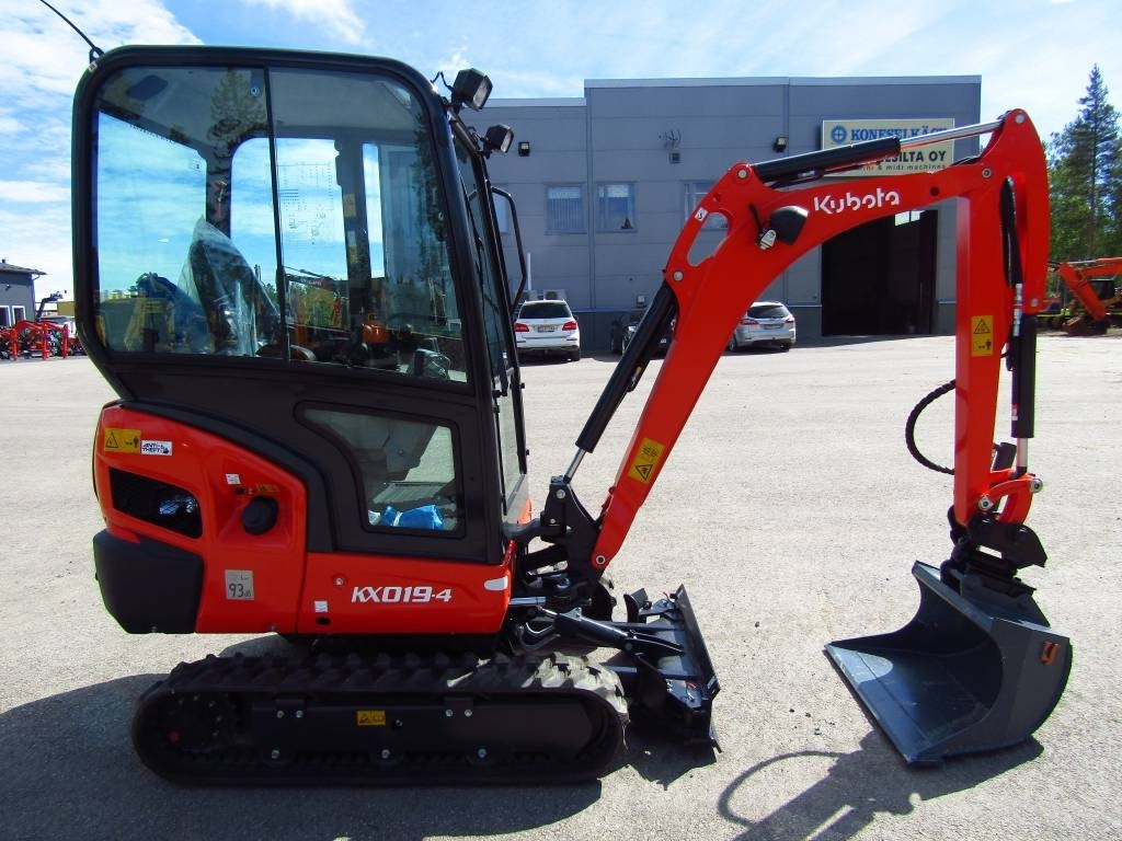 Kubota KX019-4 ERIKOISTARJOUS RAJOITETTU ERÄ - Μίνι εκσκαφέας: φωτογραφία 5 Kubota KX019-4 ERIKOISTARJOUS RAJOITETTU ERÄ - Μίνι εκσκαφέας: φωτογραφία 5